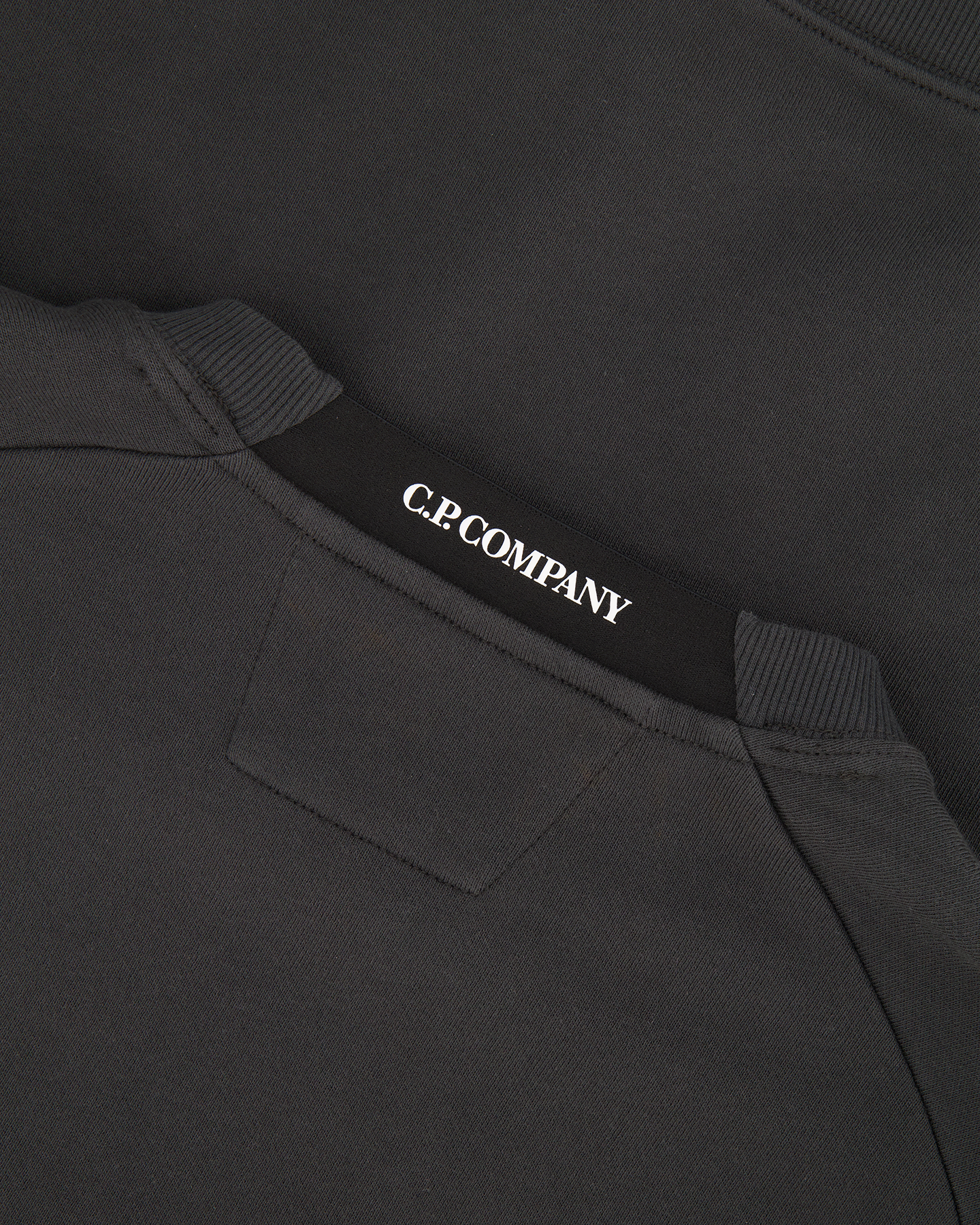 C.P. Company Crew Neck ANTHRACIET 6