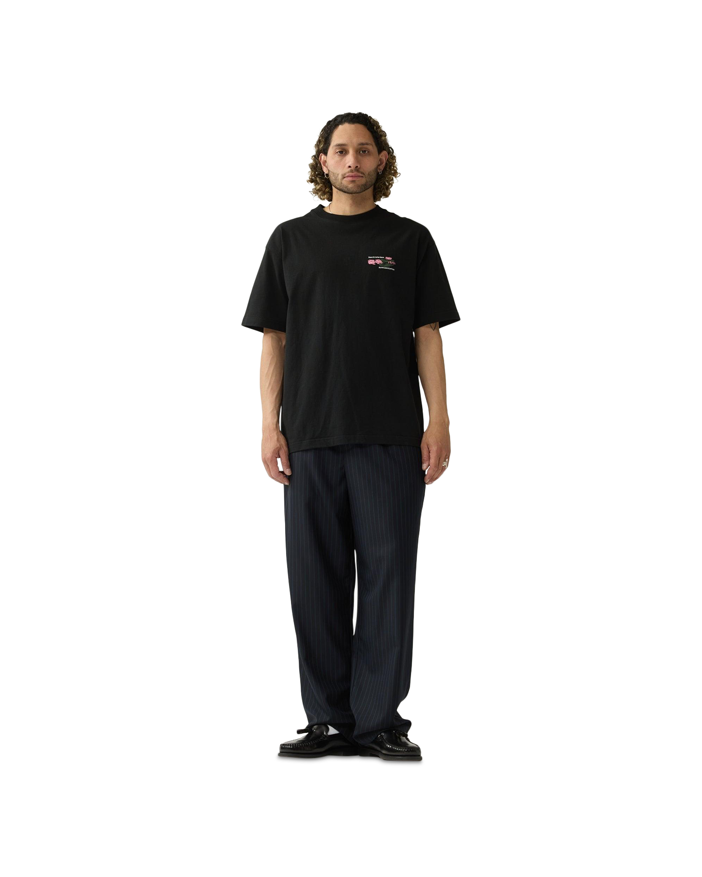 New Amsterdam Surf Association Lilies Tee ZWART 4