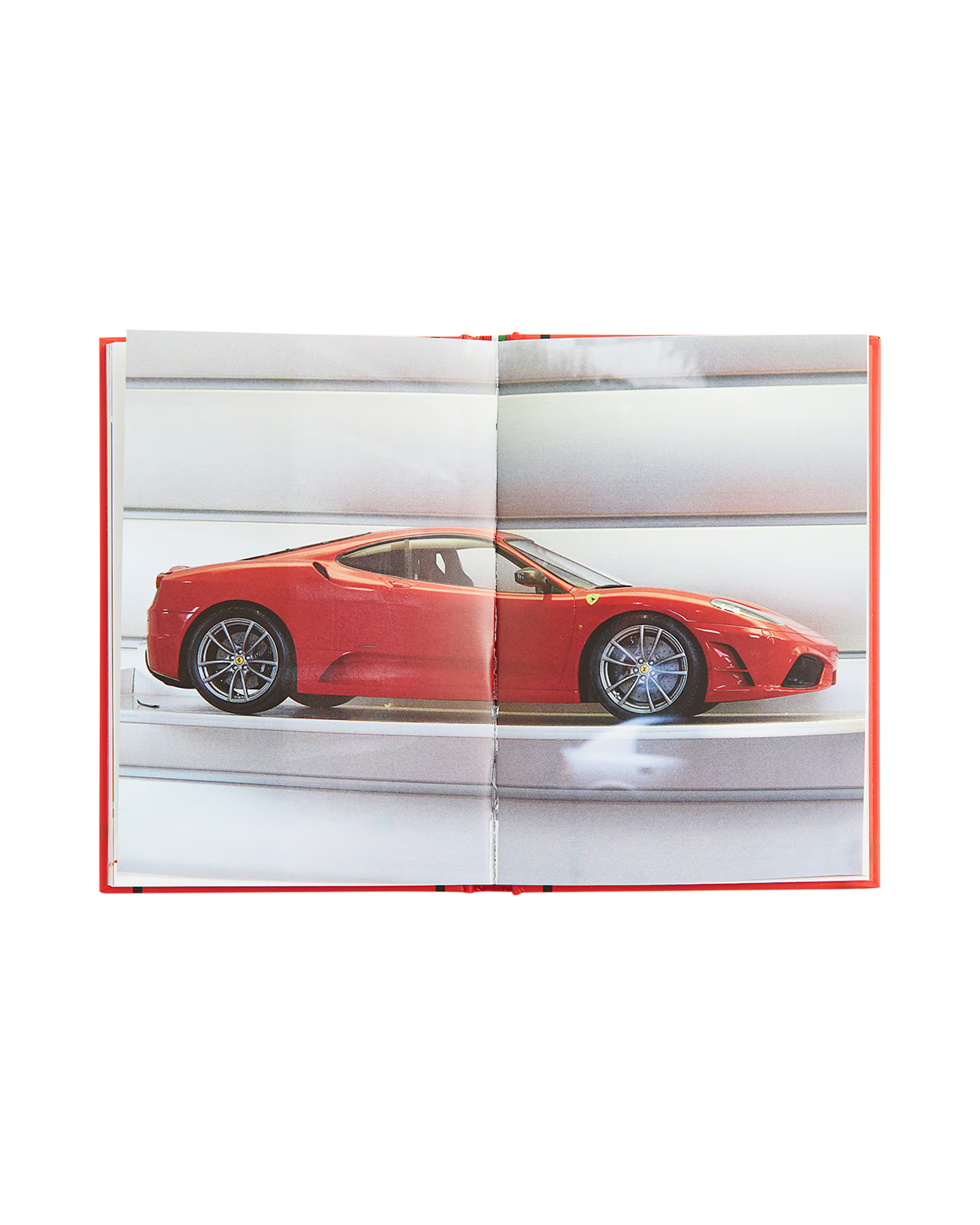 Boeken The Story of Ferrari GEEN KLEUR 3
