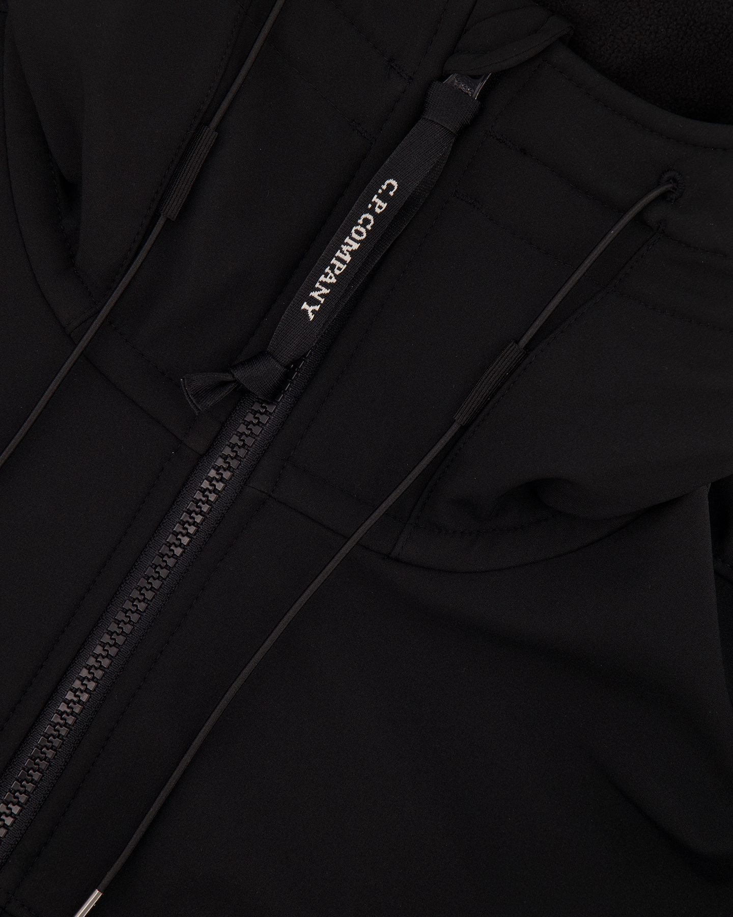 C.P. Company Medium Jacket ZWART 7
