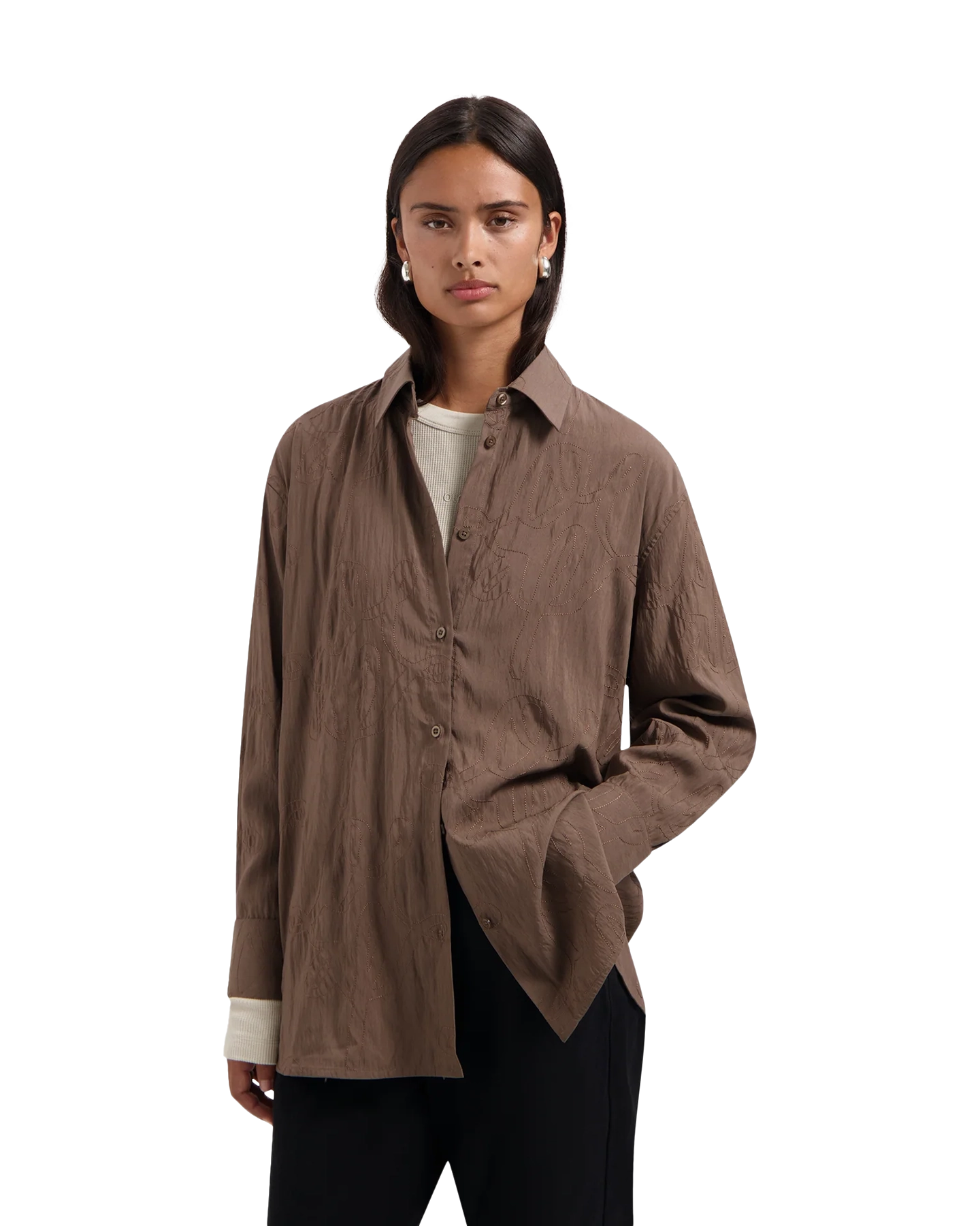 OLAF Monogram Embro Oversized Shirt BRUIN 3